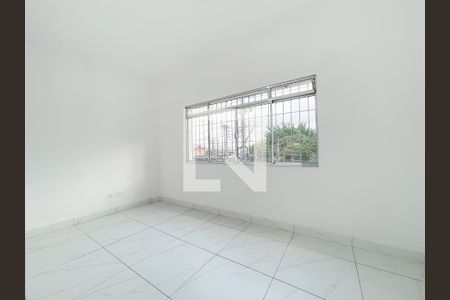 Quarto de kitnet/studio para alugar com 1 quarto, 30m² em Km 18, Osasco
