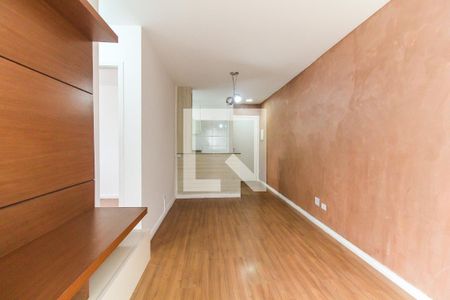 Sala de apartamento à venda com 2 quartos, 50m² em Vila Carmosina, São Paulo
