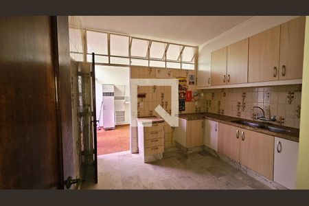 Casa para alugar com 4 quartos, 266m² em Chácara Urbana, Jundiaí