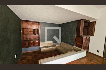 Casa para alugar com 4 quartos, 266m² em Chácara Urbana, Jundiaí