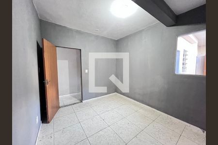 Quarto de casa para alugar com 2 quartos, 70m² em Ermelinda, Belo Horizonte