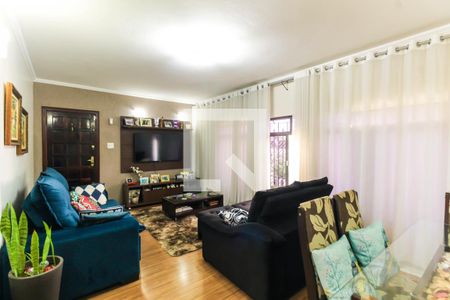 Sala de casa à venda com 3 quartos, 550m² em Vila Prudente, São Paulo