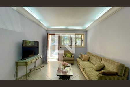 Sala de casa para alugar com 4 quartos, 180m² em Paraíso, São Paulo