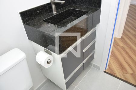 Banheiro 1 de apartamento para alugar com 2 quartos, 81m² em Parque Esplanada do Embu, Embu das Artes