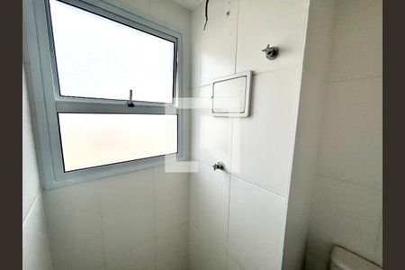 Banheiro de apartamento à venda com 2 quartos, 40m² em Jardim Maringa, São Paulo