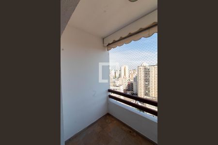 SACADA de apartamento para alugar com 1 quarto, 60m² em Cambuí, Campinas