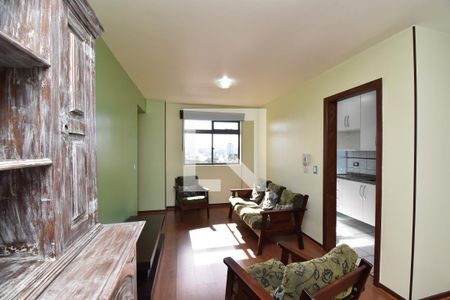 Sala de apartamento para alugar com 3 quartos, 51m² em Santa Cândida, Curitiba
