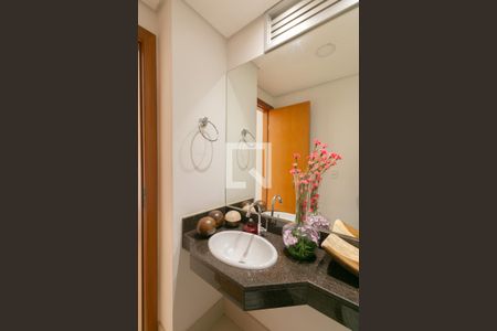 Apartamento para alugar com 4 quartos, 157m² em Itapoã, Belo Horizonte