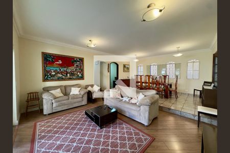 Sala de casa para alugar com 5 quartos, 480m² em Vila Augusta, Guarulhos