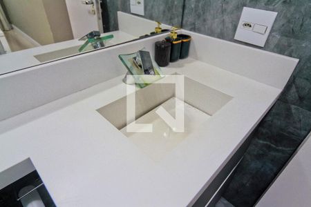 Banheiro da Suíte de apartamento à venda com 2 quartos, 53m² em Jardim Iris, São Paulo