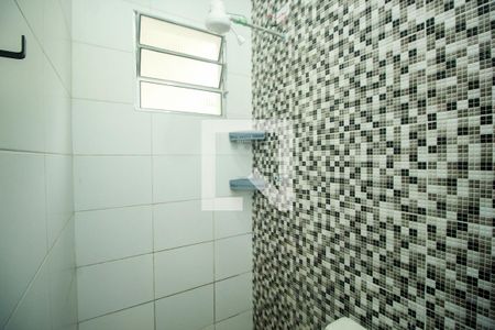 Banheiro de casa para alugar com 1 quarto, 49m² em Vila Aquilino, Santo André