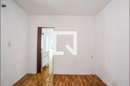 Quarto de casa para alugar com 2 quartos, 78m² em Vila Vitória, Santo André