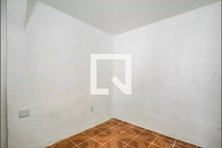 Quarto de casa para alugar com 2 quartos, 78m² em Vila Vitória, Santo André