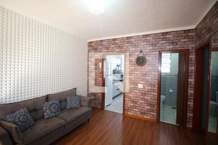 Sala de apartamento à venda com 2 quartos, 59m² em Rubem Berta, Porto Alegre