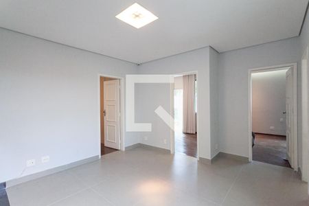Sala 2 de casa à venda com 3 quartos, 316m² em Ouro Preto, Belo Horizonte