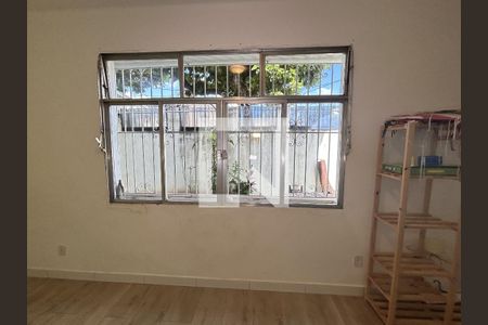 Quarto 1 de casa para alugar com 3 quartos, 120m² em Praça Seca, Rio de Janeiro