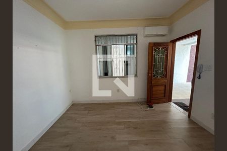 Sala de casa para alugar com 3 quartos, 120m² em Praça Seca, Rio de Janeiro