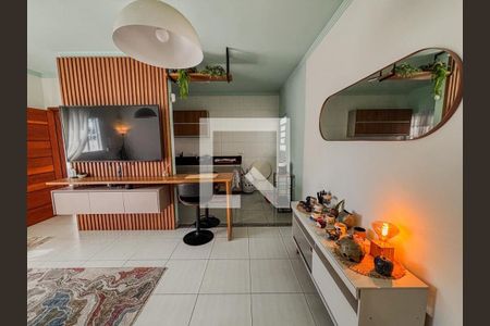 Sala de casa para alugar com 3 quartos, 109m² em Loteamento Villa Branca, Jacareí