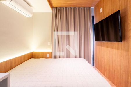 Apartamento à venda com 2 quartos, 64m² em Vila Cordeiro, São Paulo