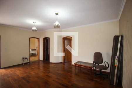 Casa para alugar com 3 quartos, 230m² em Vila Dominguinho, Votorantim