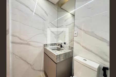 Banheiro da Suíte de apartamento para alugar com 1 quarto, 50m² em Itaim Bibi, São Paulo