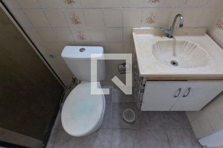 Banheiro de apartamento para alugar com 2 quartos, 70m² em Macuco, Santos