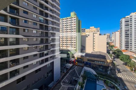 Vista da Sala/Cozinha de apartamento à venda com 1 quarto, 48m² em Pinheiros, São Paulo
