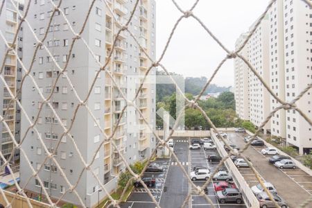Vista do Quarto 1 de apartamento para alugar com 2 quartos, 46m² em Parque Guarapiranga, São Paulo