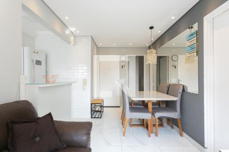 Sala  de apartamento para alugar com 3 quartos, 50m² em Vila Nova Curuca, São Paulo