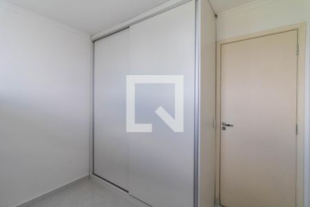 Quarto 2 de apartamento para alugar com 2 quartos, 48m² em Vila Bremen, Guarulhos