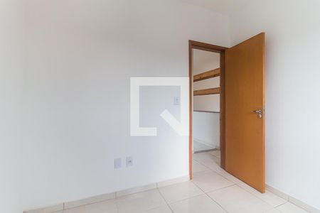 Quarto 1 de apartamento para alugar com 2 quartos, 44m² em Vila Brasileira, Mogi das Cruzes