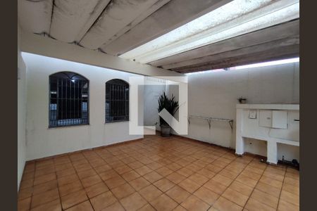 Garagem de casa à venda com 3 quartos, 145m² em Bosque da Saúde, São Paulo