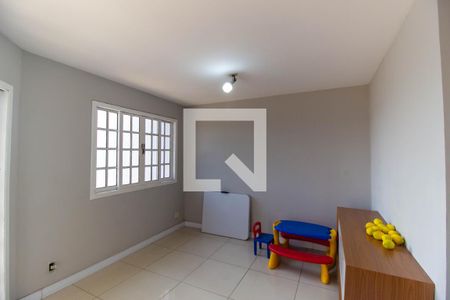Casa à venda com 3 quartos, 590m² em Badu, Niterói
