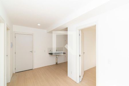 Sala de apartamento para alugar com 2 quartos, 38m² em Irajá, Rio de Janeiro
