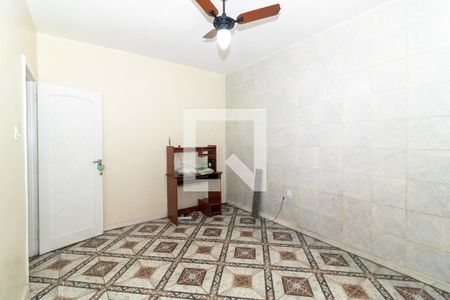Quarto 2 de casa para alugar com 2 quartos, 172m² em Vila Valqueire, Rio de Janeiro