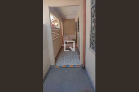 Área externa de casa para alugar com 2 quartos, 40m² em Centro, Nilópolis