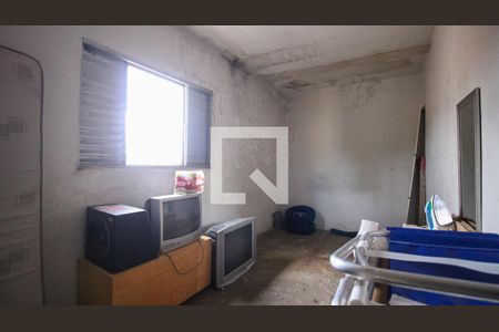 Casa à venda com 2 quartos, 250m² em Vila Paulo Silas, São Paulo