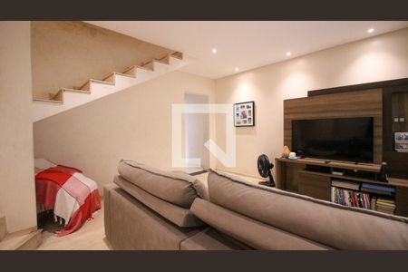 Casa à venda com 2 quartos, 250m² em Vila Paulo Silas, São Paulo