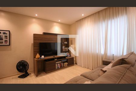 Casa à venda com 2 quartos, 250m² em Vila Paulo Silas, São Paulo