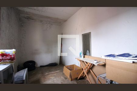 Casa à venda com 2 quartos, 250m² em Vila Paulo Silas, São Paulo