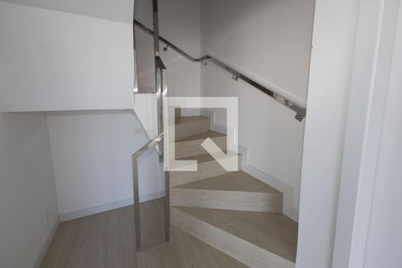 Escada de apartamento para alugar com 4 quartos, 199m² em Piemonte, Belo Horizonte