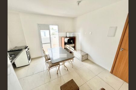 Sala/Cozinha de apartamento para alugar com 2 quartos, 48m² em Água Fria, São Paulo