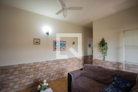 Sala de casa para alugar com 1 quarto, 60m² em Mutondo, São Gonçalo