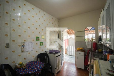 Cozinha e Área de Serviço de casa para alugar com 1 quarto, 60m² em Mutondo, São Gonçalo