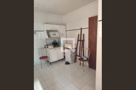 Foto 30 de casa à venda com 3 quartos, 360m² em Vila Firmiano Pinto, São Paulo