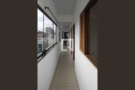 Corredor de casa para alugar com 2 quartos, 125m² em Jardim Sapopemba, São Paulo