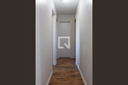 Corredor de apartamento à venda com 3 quartos, 70m² em Paraíso do Morumbi, São Paulo