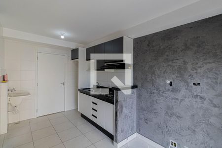 Sala/Cozinha/Área de Serviço  de apartamento para alugar com 1 quarto, 38m² em Vila Penteado, São Paulo