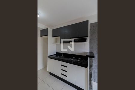 Sala/Cozinha/Área de Serviço  de apartamento para alugar com 1 quarto, 38m² em Vila Penteado, São Paulo