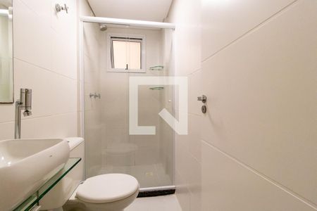 Banheiro Social de apartamento para alugar com 1 quarto, 40m² em Novo Mundo, Curitiba